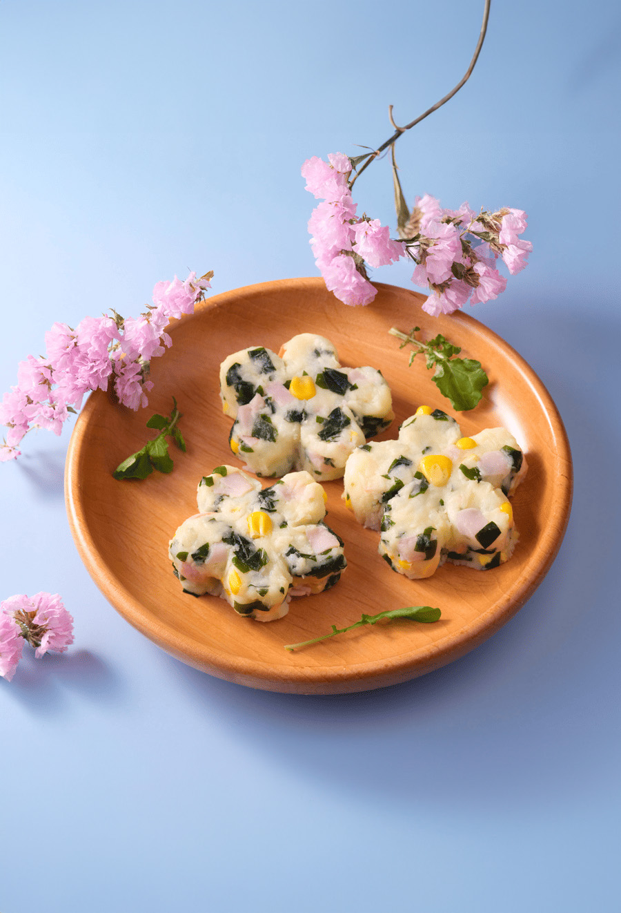 春のわかめお花ポテト